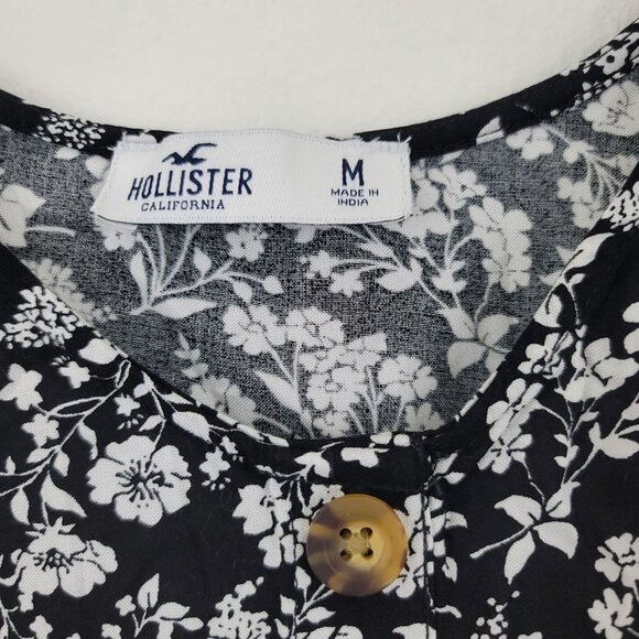 Hollister Black Floral Viscose Sleeveless Blouse Cami Faux Button Boxy Size M - Picture 3 of 9